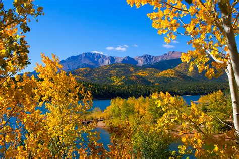What to know before seeing fall colors at Colorado parks
